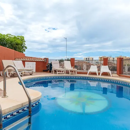 Apartment Stunning Center 4 Bdrm Renovated Marbella