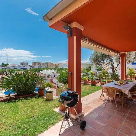 Stunning Center 4 Bdrm Renovated * Marbella